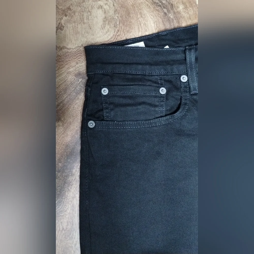 Levis Black Denim Jeans Size (38X32)